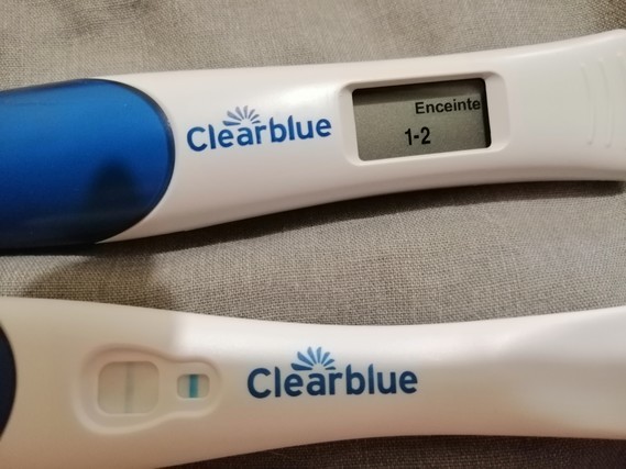 Test de grossesse: barre très clair - Tests et symptômes de grossesse