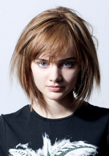 coiffure carre destructure