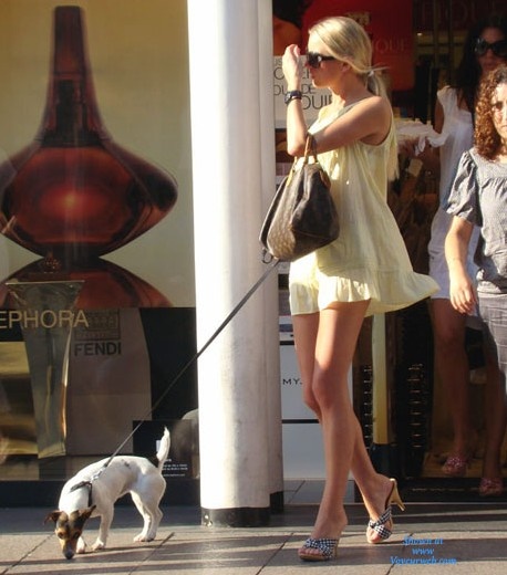 Tags : robe transparente jaune Tags : robe transparente jaune