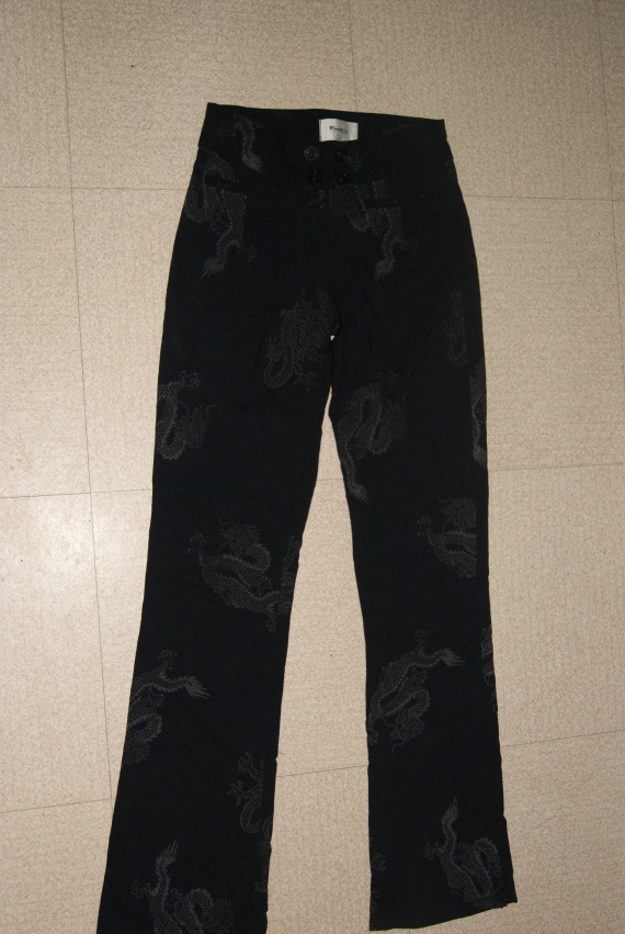 Pantalon élasthanne chinois T34 PIMKIE 2€