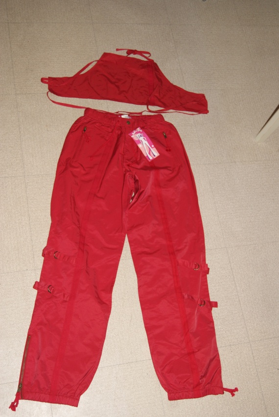 Enble haut court + pantalon rouge NEUF ETIQUETTE T 36 38 2€