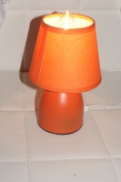 Lampe de chevet orange 20cm H 2€