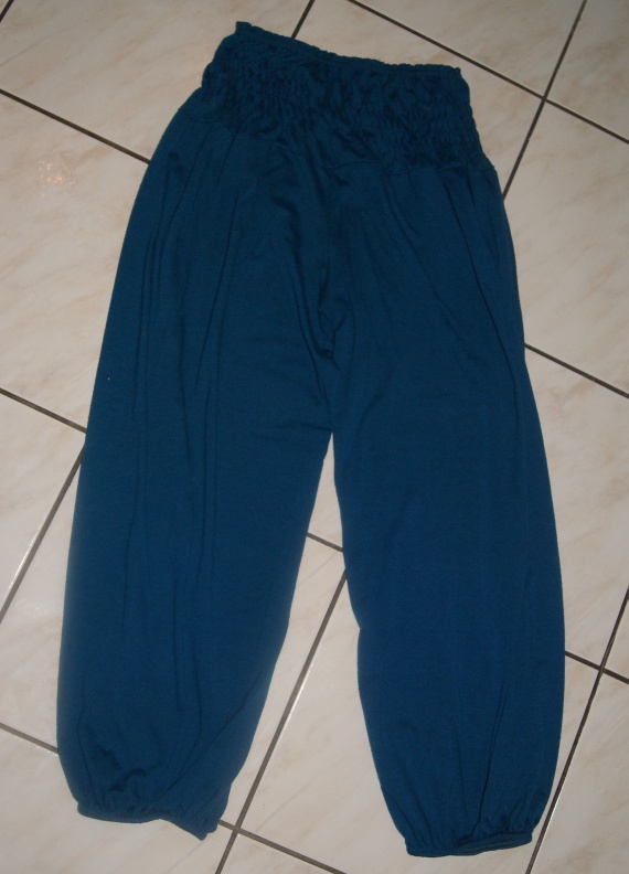 Pantalon détente bleu roi T Unique 2€