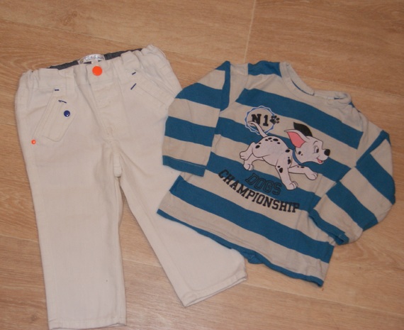 Ensemble pantalon + haut ML bleu et blanc ( haut un peu defraichi ) DALMATIEN / KITCHOUN 5€