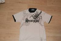 T shirt blanc & noir "scorpion" bien porté 2€