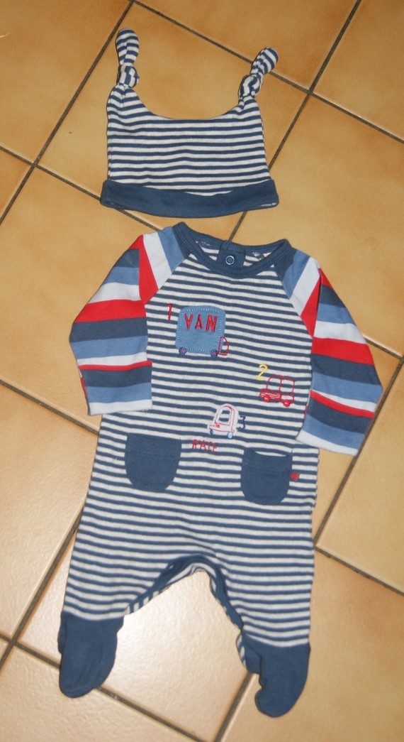 TINY BABY Pyjama coton rayé marine + bonnet MOTHERCAR 5€