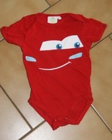 18 MOIS : Body rouge CARS 1€