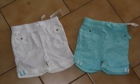 18 MOIS : Lot 2 shorts blanc + turquoise KIABI 4€