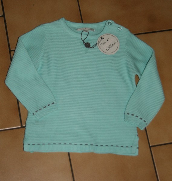 24 MOIS : Pull trico turquoise PETITS CAILLOUX 3€