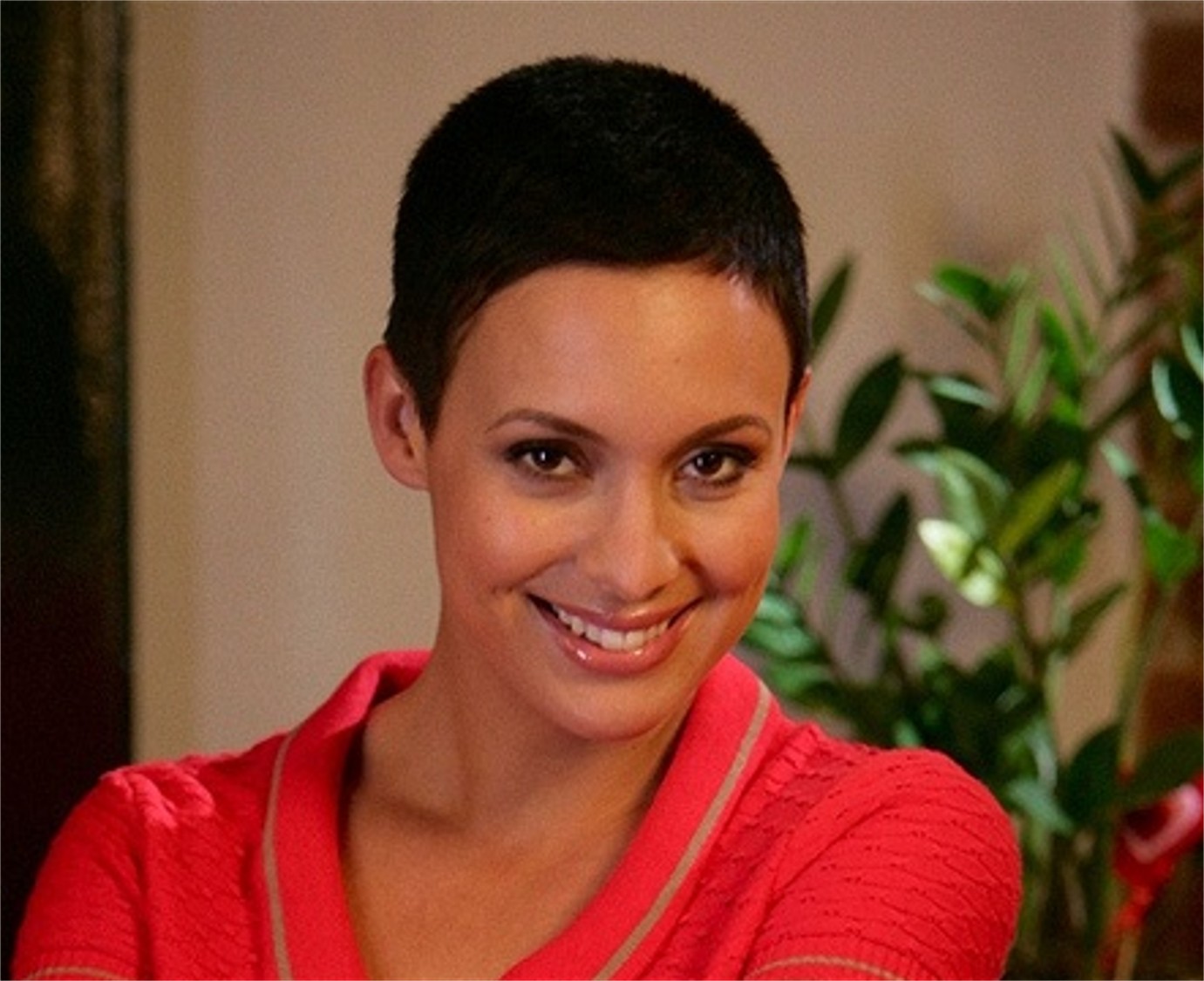 Tendance Coupe Ultra Courte Femme Tondeuse