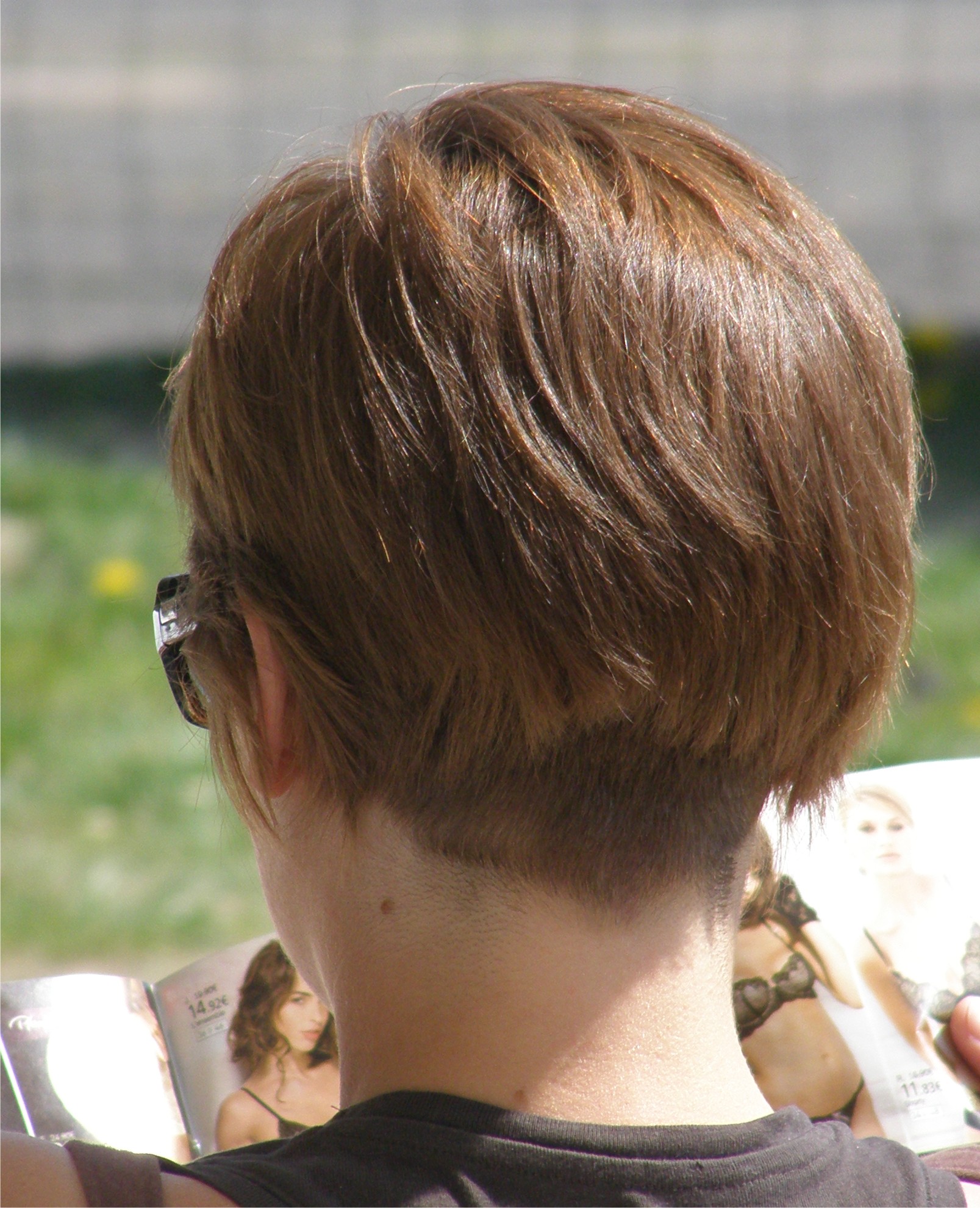 Cheveux Courts Femme Nuque Rasee  Coiffures Cheveux Longs