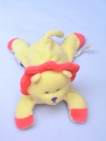 Lion jaune et orange - marque bébé confort - 6 € + frais de port