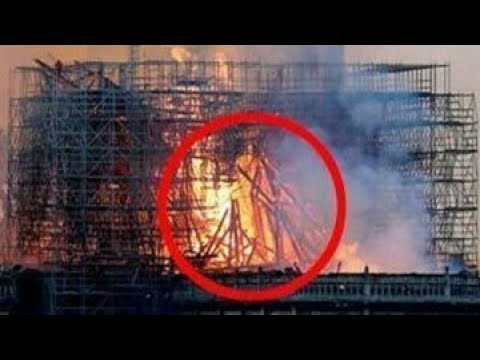 Christ incendie Notre-Dame