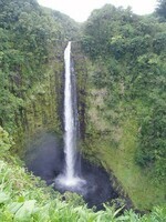 800px-Akaka_Falls_Hawaii