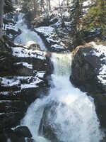 800px-Wasserfall_triberg