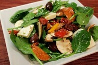salade-composée-pour-buffet-froid-salade-aux-épinards-et-champignons