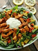 salade-dété-pour-barbecue-salade-poulet-mais-et-épinards