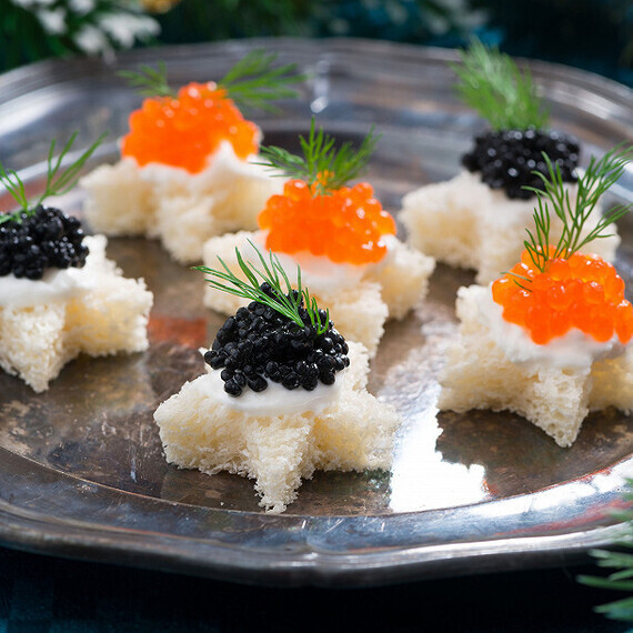 i11081-toasts-de-noel-au-caviar