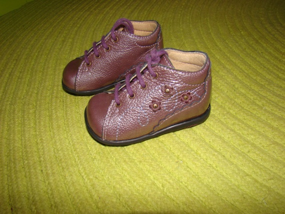 Chaussures BOPY comme neuves - Taille 17 - 8€