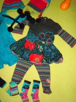 Robe + Legging - Taille 12 mois - Chaussettes 19/22
