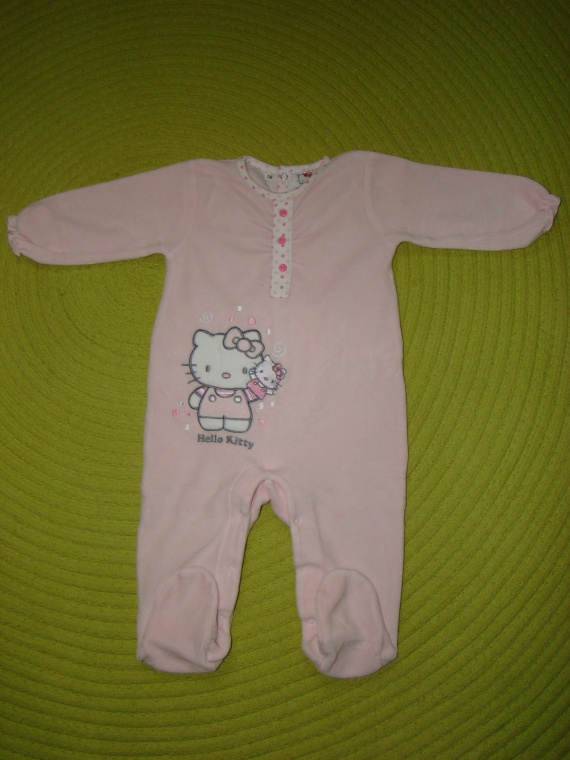 Pyjama "HELLO KITTY" - Taille 12 mois - 3€