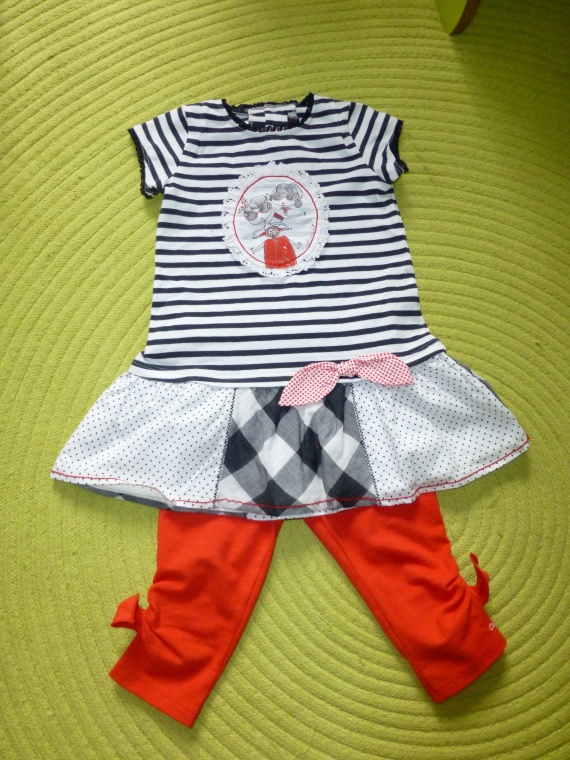 Robe Taille 2 ans et Legging Taille 3 ans