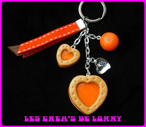 Porte-clef biscuit coeur 8 € orange