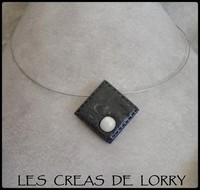 Collier perle et cuir 7 € gris losange