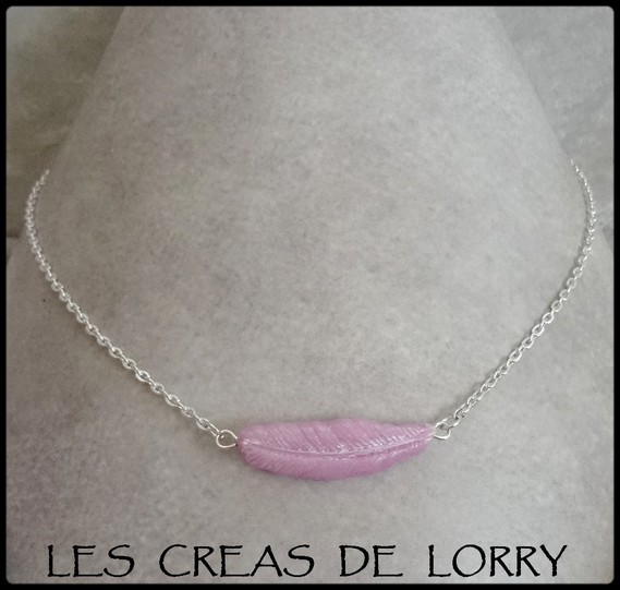Collier plume 7 € rose