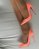 4b2abca8b4442ade8ec4389b7a347635--gorgeous-heels-beautiful-legs