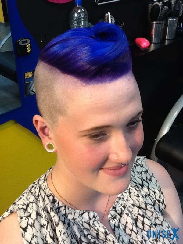 carré-plongeant-asymetrique-platine-04-asymetrical-blond ...