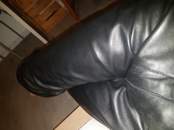 nouveau pantalon en cuir 1