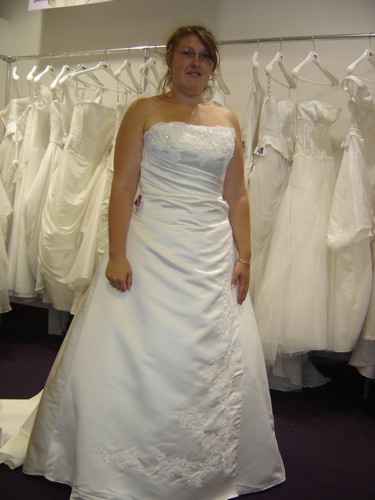 Recap Photos Des Robes Point Mariage Robes De Mariee Mariage