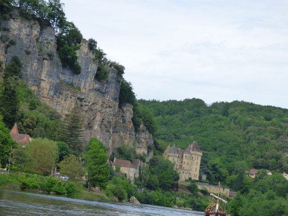 Aperçu d'une Gabarre sur la Dordogne