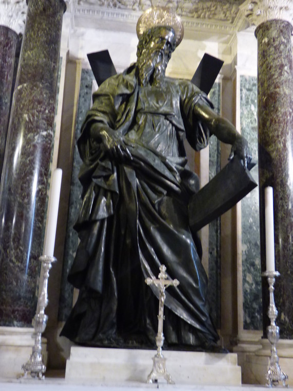 Statue de Saint André