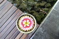 Bali - 29 Septembre 2018 - Ubud - Décoration florale de l'hôtel - IMG_2672