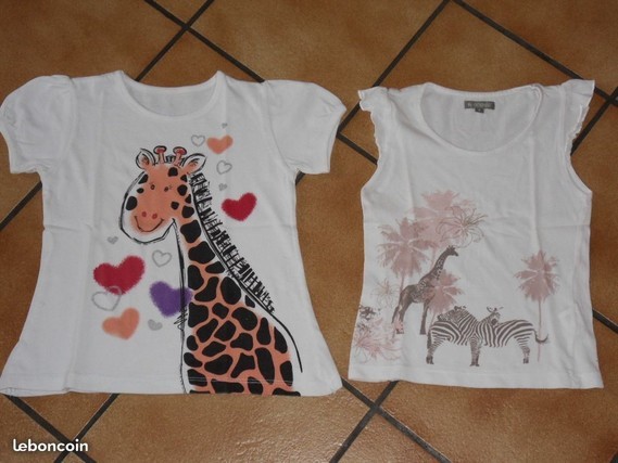 6 ans Deux tee shirts girafes 2€
