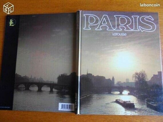 4€ Grand livre Paris Larousse