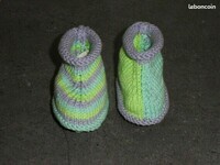 3€ chaussons assymétriques nouveaux nés tricoté main