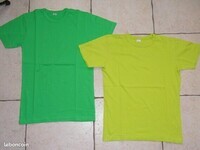 3€ Lot 2 T-Shirts MC Taille 12 Ans