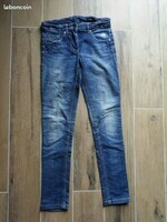 5€ BENETTON Skinny Taille 10 ans