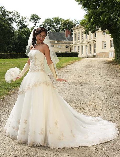 Vos Robes De Chez Point Mariage Robes De Mariée