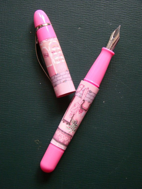 stylo plume LOLLIPOPS neuf 0.60€