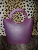 Alizé Petit sac panier violet paillettes en plastique 2€