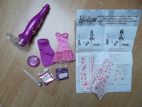 Barbie studio paillettes 2€