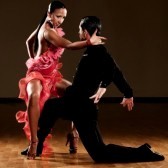 15365837-danse-en-couple-latino-en-action