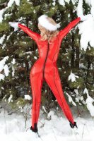red-latex&first-snow5m