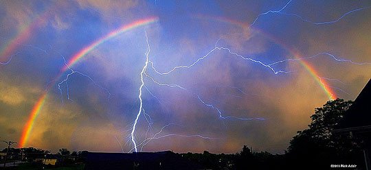cool-Lightning-inside-Rainbow