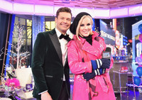 heres-how-jenny-mccarthy-stayed-warm-during-new-years-eve-107