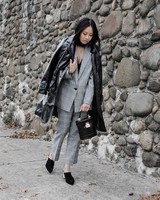 vinyl-trench-coat-outfit-1